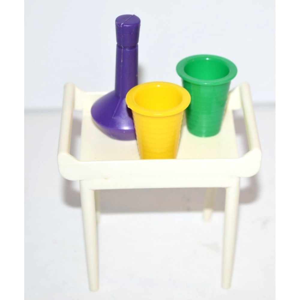 1970's Barbie Dream House Living Room Furniture Drink table cups and bottle